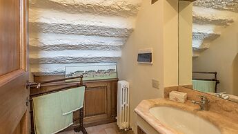 Casale Piattini 10 in Massa Bassa