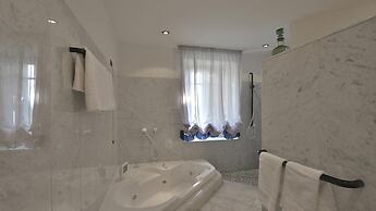 Lu-b648-capa0at - Villa Alida 12