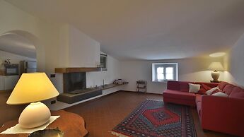 Lu-b648-capa0at - Villa Alida 12