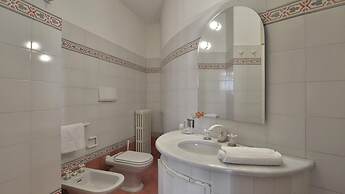 Lu-b648-capa0at - Villa Alida 12