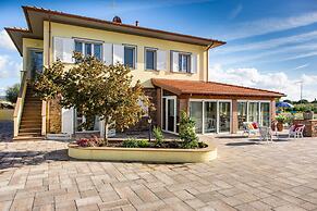 Li-c415-vipo0at - Il Nocciolo 12