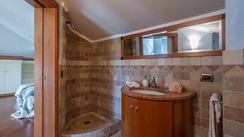 Lu-f452-sgiu68at - Villa Gabri 8 2