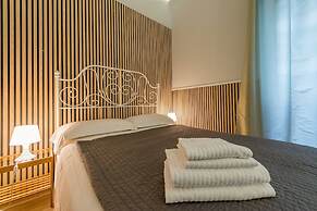 Un Attimo a Roma B&B