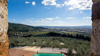 Torre Al Poggio 8 in Calenzano