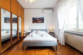 Riverview Luxury Flat