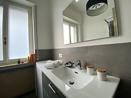 Riverview Luxury Flat