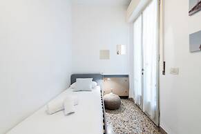 Riverview Luxury Flat