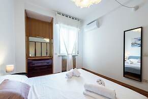 Riverview Luxury Flat