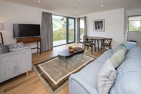 6 Loch View With Loch Views