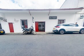 Ayenda Amanari