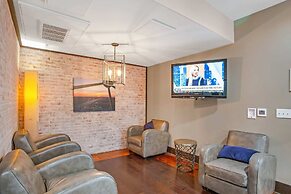 Charming 1BD in Trendy West End Neighborhood