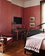 The Eddie Hotel and Farm