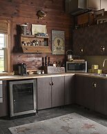 The Eddie Hotel and Farm