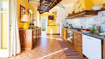 Villa Rivetta 6 2 in Santa Maria Rezzonico