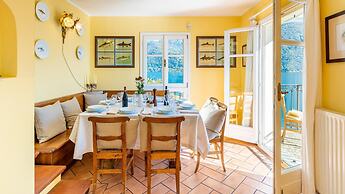 Villa Rivetta 6 2 in Santa Maria Rezzonico