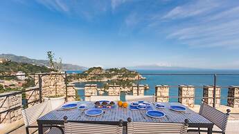 Torre Pirandello 6 in Taormina