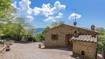 Casa Largnano 6 2 in Arezzo