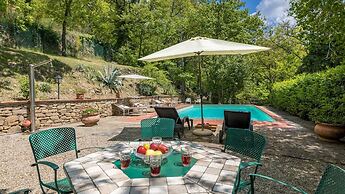 Casa Largnano 6 2 in Arezzo