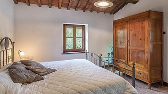 Casa Largnano 6 2 in Arezzo