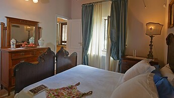 Villa Il Basto 8 in Cefal