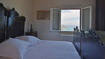 Villa Il Basto 8 in Cefal