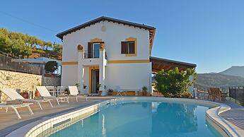 Villa Il Basto 8 in Cefal