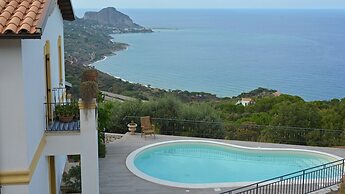 Villa Il Basto 8 in Cefal