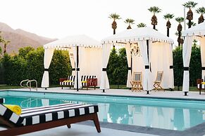 Hotel El Cid by AvantStay – Mid-Century Charm with Poolside Cabanas