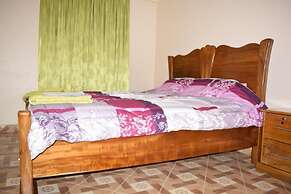 Samwell 210 Apartment