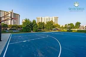 Picture Perfect 2 Bedroom Condo by RedAwning