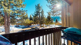 Snowcreek I 28, Light and Bright Corner Condo with Mountain Views and 