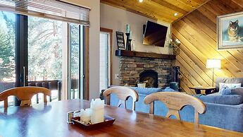 Snowcreek I 28, Light and Bright Corner Condo with Mountain Views and 