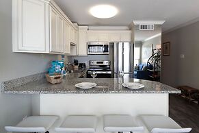 Seascape 2108 1 Bedroom Condo by RedAwning
