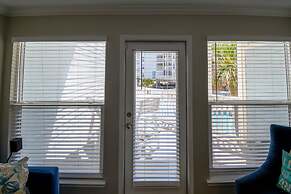 Seascape 2108 1 Bedroom Condo by RedAwning