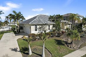 Saturn Ct. 772 Marco Island Vacation Rental 3 Bedroom Home by Redawnin
