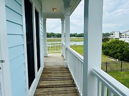 No Egrets 3 Bedroom Condo by RedAwning