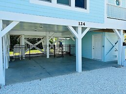 No Egrets 3 Bedroom Condo by RedAwning