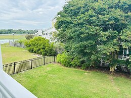 No Egrets 3 Bedroom Condo by RedAwning