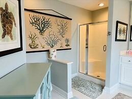No Egrets 3 Bedroom Condo by RedAwning