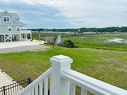 No Egrets 3 Bedroom Condo by RedAwning