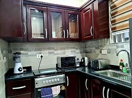 Charming, Quiet & Cozy - Close to Highway,parking