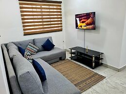 Charming, Quiet & Cozy - Close to Highway,parking