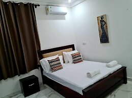 Gorgeous, Quiet & Comfy-close to Highway-parking