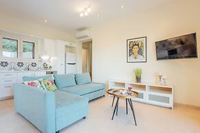 Villa Breeze & Villa Coco by Konnect Avlaki Beach