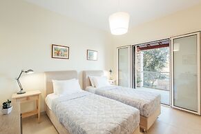 Villa Breeze & Villa Coco by Konnect Avlaki Beach