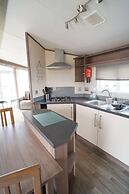 Pets Stay Free 8 Berth lux van Heacham Beach