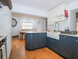 Min Y Mor - Morfa Nefyn