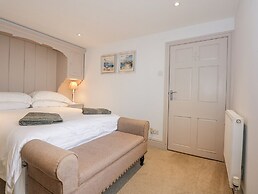 Min Y Mor - Morfa Nefyn