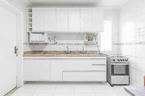 GB45 Excelente Casa 4 Suítes - Guarajuba