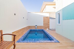 GB45 Excelente Casa 4 Suítes - Guarajuba